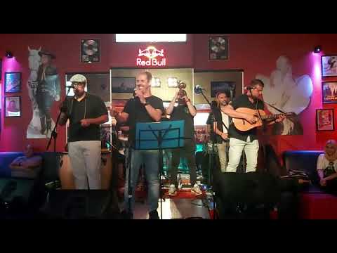 Dos gardenias ( Antonio Machín)               CHANGÓ MANTINGA   🇨🇺🇦🇷🇺🇾🇲🇽🇻🇪