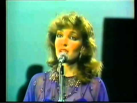 Festival OTI 1982 Lima Perú - Que equivocado-Laura Hevia (Grecia La Hevia)