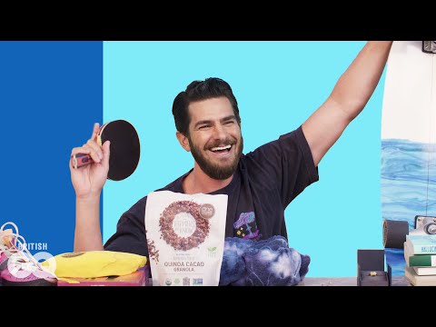 安德魯-加菲爾德離不開的 10 件東西 | 10 件必備品 (10 Things Andrew Garfield Can’t Live Without | 10 Essentials)