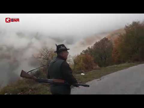 Gjuetaret e fshatit Kamnjan Shqiponja e Sharrit