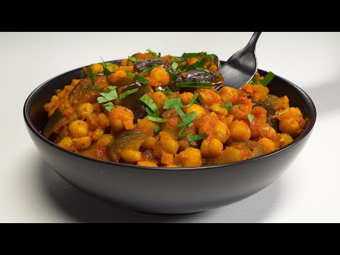 Greek EGGPLANT & CHICKPEA STEW. Recipe by Always Yummy!