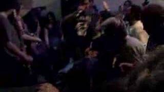 Ceremony - Throwing Bricks (live)