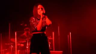 Marina Kaye - &quot;Mirror Mirror&quot; (Live Paris 13/04/2018)