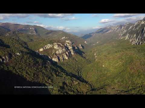 Panoramă superbă din Parcul Național Domogled - Valea Cernei din cadrul Romsilva