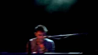 Ordinary Days- Leon Jackson Live (Rachel Halliday&#39;s video)