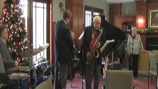 Stormy Weather performs "Have Yourself A Merry Little Christmas" on New Year's Eve