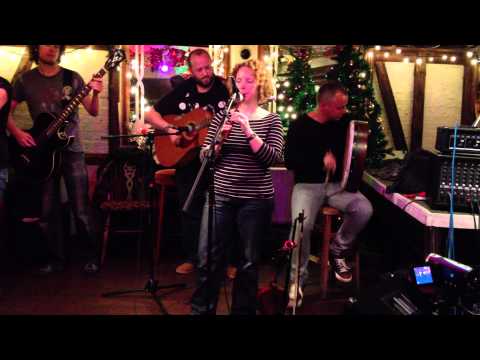 Arfur Doo & The Toerags: Windbroke/The Plane Tree/The Hogbreak (The Miley, Rochford 13th Dec 2012)