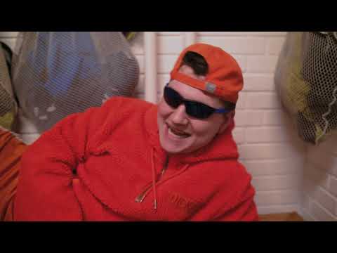 På søndag  skal vi vise, Fyn er Fin, når vi skal Max ud i Albani Fanzone med Futte Fynbo 🎼🎤