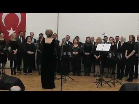 Aşkın Kanunu(Erenköy Zeki Altındağ Ortaokulu öğretmenler korosu Konya 2012)