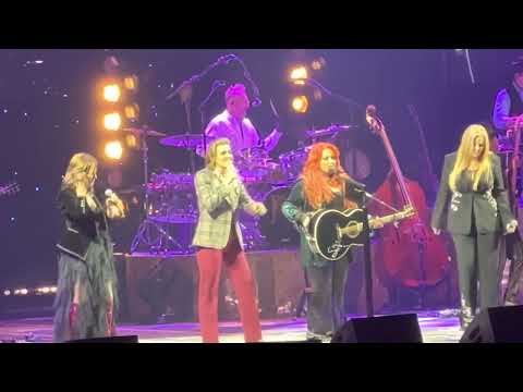 Wynonna, Brandi Carlie, Trisha Yearwood, Martina McBride Why Not Me