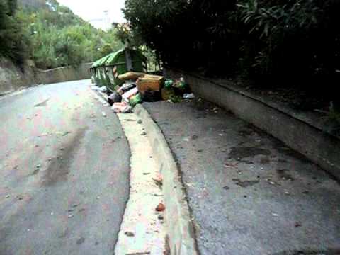 Via dell'Acciaio persone civili 001.AVI