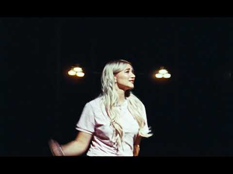 Ella Augusta & Ida Laurberg - Bedre Held Næste Gang (Officiel musikvideo)