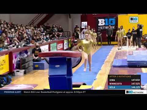 Brooklyn Moors Vault Debut UCLA @ Minnesota Tri-Meet 2022 9.850