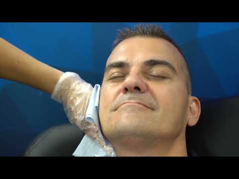 Treating jawline with Kaasen Life Cryo Technology