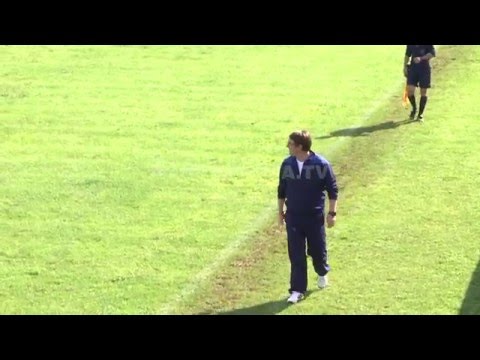 Ismet Munishi pyet Genc Nuzen per librin Gu Gu Pici Gu - 22.05.2016 - Klan Kosova