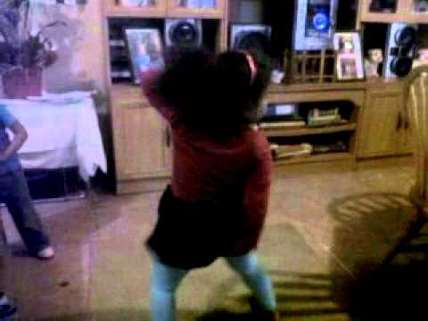 #THE411LIVE on @GoodHopeFM - Jayda Dancing with her friends on the 411