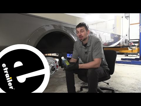 etrailer | Feature Review Kodiak Synthetic Bearing Oil for Oil Bath Hubs