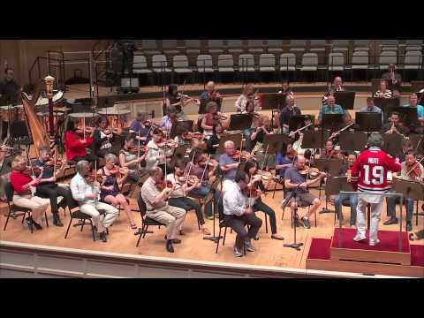 CSO Salutes the Blackhawks with Chelsea Dagger Goal Song