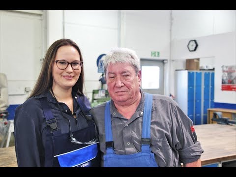 Azubi trifft Pensionär: "Unter Handwerkern duzt man sich"