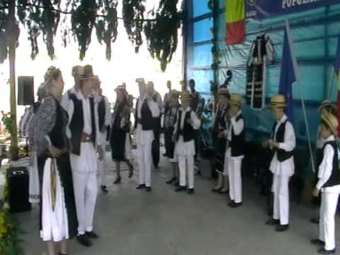 19 Targu lui Ilie - Raciu 2010- Formatia de dansuri din Craiesti - Mures