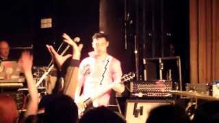 Regurgitator - Kong Foo Sing (live)