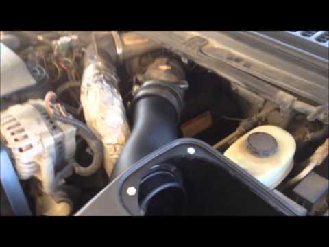 Installing an S&B Cold Air intake on the 2001 Ford F250 7.3 Powerstroke
