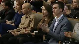 В филармонии прошел концерт в поддержку журналистки Оксаны Пилькиной