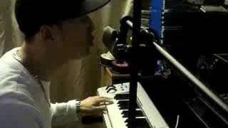 Stevie Hoang One Last Try live