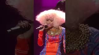Pop Nicki Minaj &#39;Girls Just Wanna Have Fun&#39; Live?!