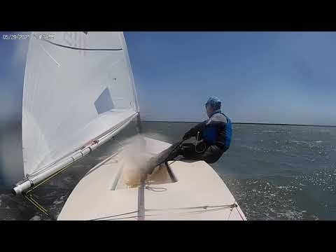 Laser tacks in high wind with heavily pulled in boom vang