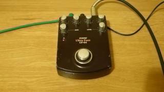 Video thumbnail for Zoom Ultra Fuzz UF-01 by 3rdStoreyChemist