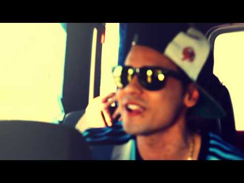 De La Calle - El Whatsapp - (Adelanto 2014) (Video Oficial)