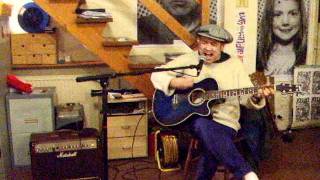 Cum on Feel the Noize - Slade - Acoustic Cover - Danny McEvoy