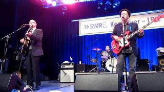 Andy Fairweather Low - Bend Me Shape Me (live 2011)