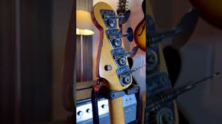 Video thumbnail for 1966 Fender Jazz Bass, Sunburst by Andy Baxter Bass & Guitars