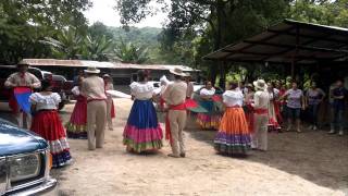 preview picture of video 'Baile en finca El Retorno'