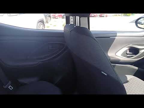 Toyota Yaris Luna 1.0 Petrol 5dr only 1878 Kms - Image 2
