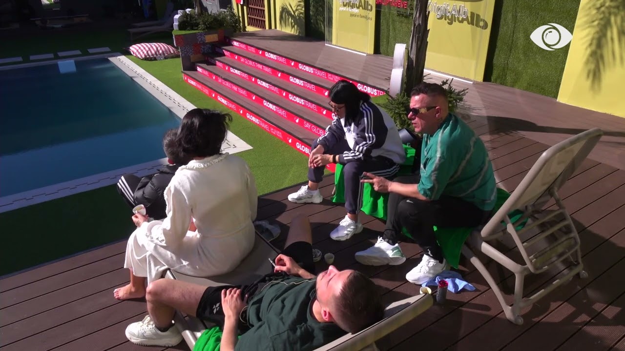 Juliani e pyet se me kë do merret sot, Roza: Ty të kam fiksim