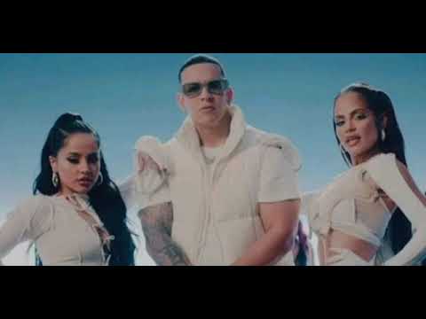 Daddy Yankee, Becky G, Natti Natasha - Zona De Perreo