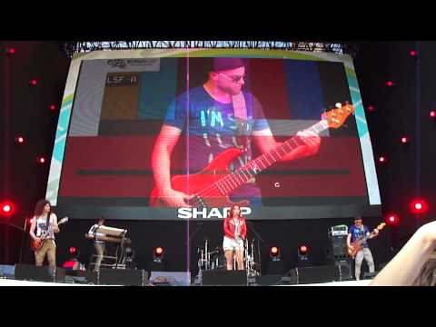 Ewa Farna - Euro 2012 - Wroclaw - 16.6.2012 - Břehy Ve Tmách