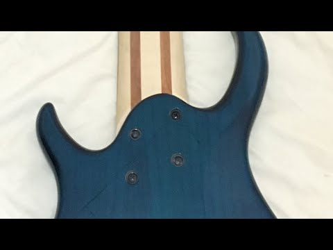 The Sire M7 6 Strings Unboxing