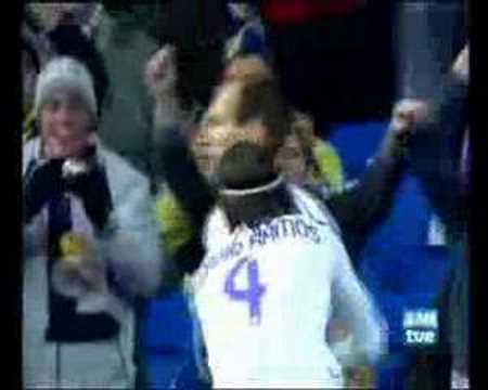 Real Madrid 0-1 Getafe MUSICAL Gol uche