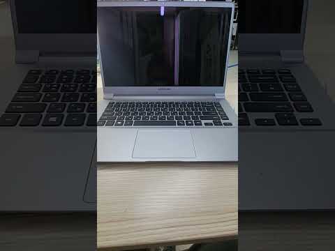 삼성 NT900X5J-K28 액정 불량