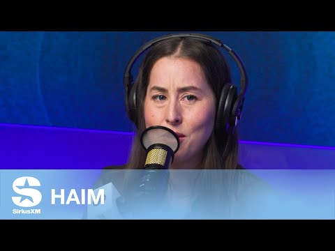 HAIM on Being Single While Making 'I Quit' Album + Who's The Flirtiest Sister?