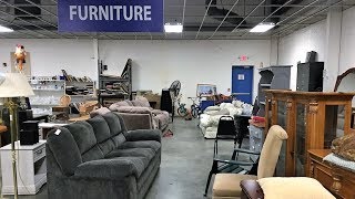 GOODWILL FURNITURE SOFAS CHAIRS TABLES HOME DECOR - SHOP WITH ME SHOPPING STORE WALK THROUGH 4K