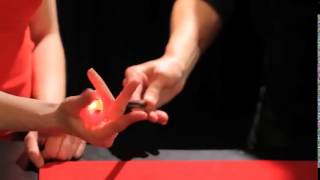 Saturn Magic -Light Up Wand by Fantasma Magic - Trick