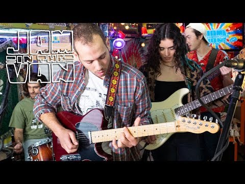 THE GOOMS - "Late Night Phone Calls" (Live at JITV HQ in Los Angeles, CA 2019) #JAMINTHEVAN