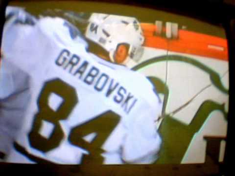 Mikhail Grabovski OT Goal @ Montreal Canadians - October 22th 2011!
