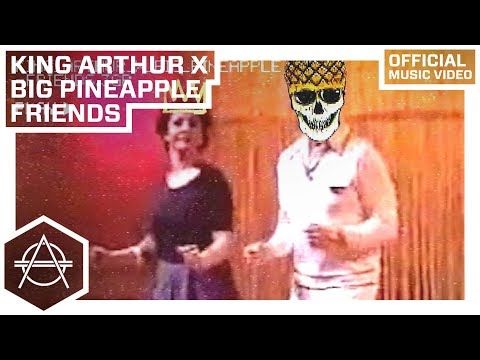 Big Pineapple King Arthur Friends
