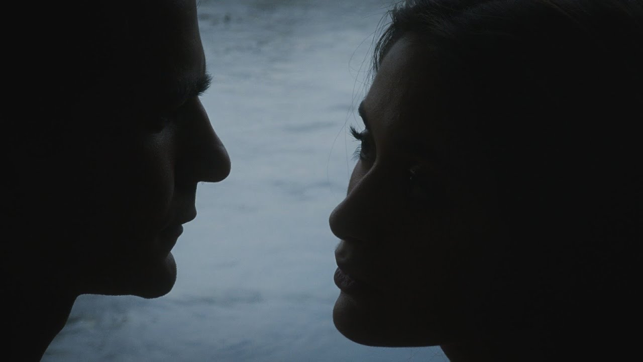 Miniature de la vidéo Parle-lui de moi - Film de Sarah Salazar du film Parle lui de moi